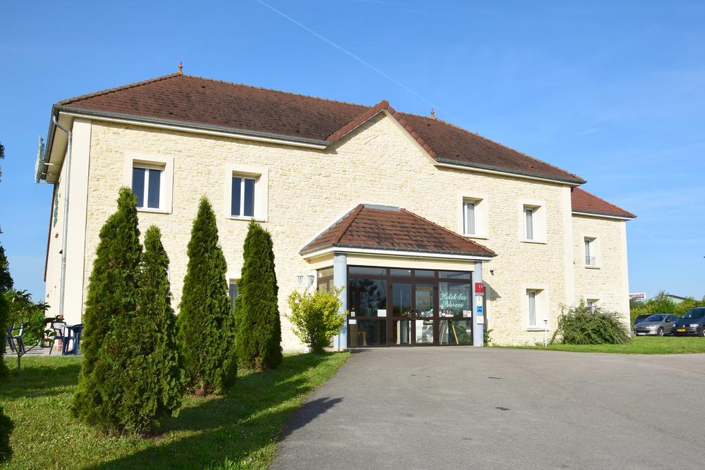 Hotel Logis Des Sources à Créney-près-Troyes Extérieur photo