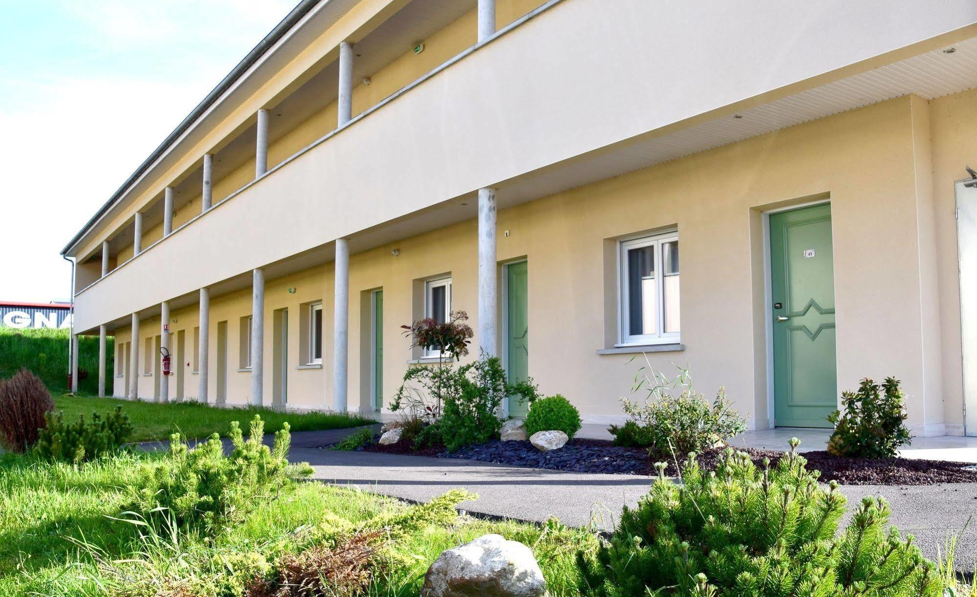 Hotel Logis Des Sources à Créney-près-Troyes Extérieur photo